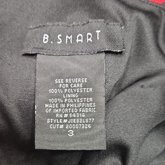 B. Smart Red and Black Floral Mini Dress - Picture 8 of 8